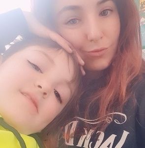 Meet your Posher, Kira-leigh